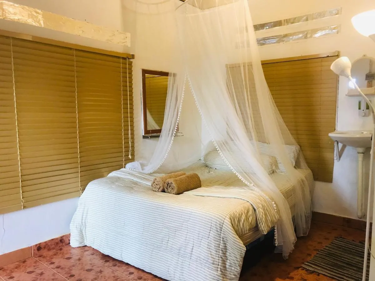 Dar Yasmine Motel 珍南海滩