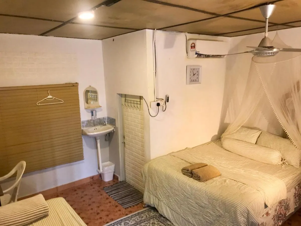Dar Yasmine Motel 珍南海滩